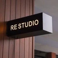 Boîte à lumière à tambour de conception personnalisée, métal creux peint au laser avec LED, lettres en acrylique pour application en extérieur