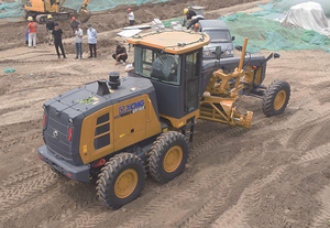 Niveleuse à moteur Chine XCM-G GR1805T3 Moteur de 180 ch - Product Image 4