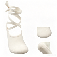 Chaussettes de yoga et de danse en coton tricoté avec sangle de maintien, antidérapantes en silicone, à nouer croisé autour de la cheville, pour femme, avec logo personnalisé