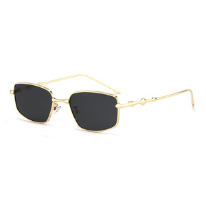 Fashionable New Men's and Women's Outdoor Travel Anti-Blue Metal Square Sunscreen <b>Sunglasses</b> - Product Image 2