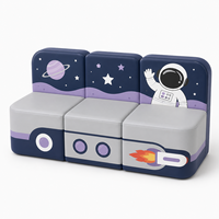 Canapés de jeu intérieurs doux sur le thème du transport et de l'espace, personnalisés pour les écoles maternelles, les garderies et les aires de jeux intérieures