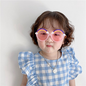 Lunettes <span class=keywords><strong>de</strong></span> soleil pour enfants rondes à verres colorés <span class=keywords><strong>de</strong></span> luxe à paillettes <span class=keywords><strong>2022</strong></span> - Product Image 4