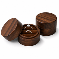 Boîte à bagues ronde en bois de noyer HongFa en gros, boîte cadeau de luxe pour bijoux, emballage de bagues de mariage et de fiançailles, logo personnalisé