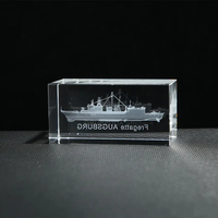 Bloc de cristal carré poli personnalisé avec gravure laser 3D pour affichage de marque commerciale et concours – Cube de cristal