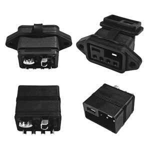 Connecteur de batterie pour véhicule électrique, vélo électrique, moteur électrique, 2+4 broches mâle et femelle, avec capuchon étanche et conception anti-insertion. - Product Image 1