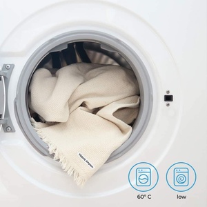 100 étiquettes nominatives thermocollantes pour vêtements, étiquettes en <span class=keywords><strong>tissu</strong></span> personnalisables, sûres pour les uniformes scolaires des enfants et les vêtements de bébé - Product Image 3
