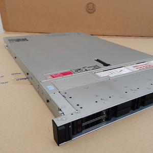 Dell PowerEdge R660 10SFF 32 Go DDR5 Alimentation 1400 W Jusqu'à deux processeurs Intel Xeon Scalable de 4e génération - Product Image 2