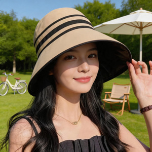 Sombrero de Sol para Mujer, Ala Ancha, Estilo Coreano, con Rayas Negras, Protección UV, Plegable, para Uso en Exteriores de Verano - Product Image 3