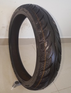 Pneus de moto en caoutchouc naturel, 20 pneus de moto personnalisés, de qualité supérieure, extra-large - Product Image 1