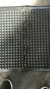 <span class=keywords><strong>แผ่น</strong></span><span class=keywords><strong>ยาง</strong></span>ปูพื้นสำหรับวัว โบทวิน อีโค อีพีดีเอ็ม ไม่มีสารอันตราย ช่วยปกป้องสุขภาพวัวและรักษาความปลอดภัยของนม <span class=keywords><strong>แผ่น</strong></span>รองพื้นสำหรับฟาร์มวัว ความแข็ง 65 ชอร์ เอ - Product Image 2