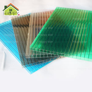 Panneau de toit en PC à revêtement ASA transparent 6mm 8mm <span class=keywords><strong>Plaque</strong></span> de tôle creuse en <span class=keywords><strong>polycarbonate</strong></span> <span class=keywords><strong>pour</strong></span> une utilisation en entrepôt - Product Image 1