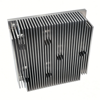 Dissipateur thermique personnalisé économique 120(L)*36(H)*120(P)mm, résistance thermique minimale, dissipateur extrudé pour la gestion thermique