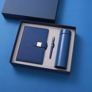 Promo Ensemble Cadeau Luxe Personnalisable pour Entreprises : Carnet A5 en Cuir Noir, Stylo, Mug Isotherme et Clé USB - Product Image 2