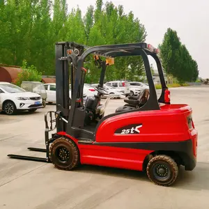 Vente en gros 1.5 tonnes Chariot élévateur électrique à 4 roues Chariot élévateur électrique à haut rendement avec chargeur de batterie Mini chariots élévateurs portables neufs