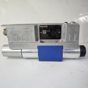 Vanne directionnelle proportionnelle Rexroth 4WREE R901028415 4WREE10R3-75-2X/G24K31/A1V - Product Image 3
