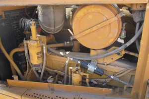 ¡Súper rentable! Bulldozer hidráulico sobre orugas Cat D8R usado Máquina resistente Excelente rendimiento - Product Image 6