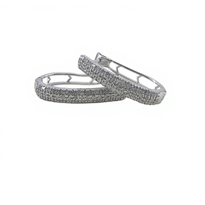 Pendientes de Aro Huggie con Diamantes Naturales de Corte Redondo para Mujer, 0.50 Cttw, Plata de Ley 925, Engaste de Garras, Joyería de Moda al por Mayor - Product Image 1