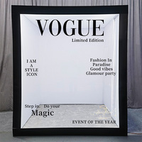 Nouvelle Cabine Photo Tunnel Miroir RVB 2026 pour Mariages et Événements, avec Éclairage d'Appoint et Fond Manuel, Idéale pour Photos de Magazine
