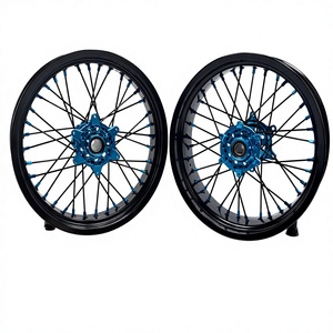 Nouvelles roues à rayons pour moto Supermotos 17 pouces en alliage d'aluminium YZ125 YZ450F CRF <span class=keywords><strong>2022</strong></span> Ensemble de roues - Product Image 1