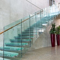 Moderne escalier flottant en verre escalier