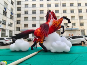 Modello Gonfiabile Gigante Personalizzato a Forma di <span class=keywords><strong>Cavallo</strong></span> Magico per Attività Commerciali, Ideale per Servizi Fotografici ed Eventi Commerciali - Product Image 2