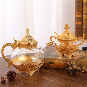 Ensemble de cafetière et sucrier en métal plaqué or et argent de style européen vintage de luxe pour servir du thé et du café - Product Image 3