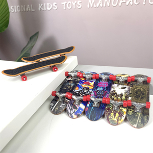 Bán Buôn Tùy Chỉnh OEM In Màu Sắc Cổ Điển Đồ Chơi Hợp Kim Công Nghệ Sàn Ngón Tay Ván Trượt <span class=keywords><strong>Mini</strong></span> Ban Ngón Tay - Product Image 6