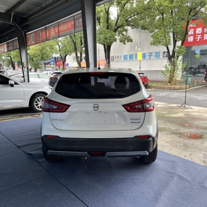 <span class=keywords><strong>Nissan</strong></span> <span class=keywords><strong>Qashqai</strong></span> <span class=keywords><strong>2019</strong></span> Usata, SUV 5 Posti, Interni in Pelle Scura, Allestimento Premium, Cambio Automatico, Prestazioni Affidabili, Basso Chilometraggio, Guida a Sinistra - Product Image 5