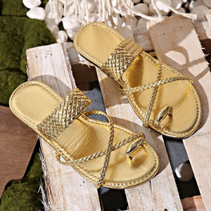 Sandalias Romanas de Playa con Tiras Cruzadas Tejidas para Mujer, Doradas, Talla Grande 43, Calzado de Verano - Product Image 2