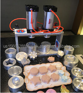 Machine pneumatique pour bombes de bain, machine à presser les barres de shampoing en forme de boule, machine à galets effervescents pour le bain, aromathérapie de douche personnalisée, facile à utiliser - Product Image 5