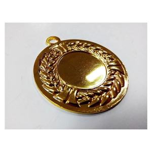 Medalla de Metal Personalizada con Rama de Olivo en Relieve y Acabado en Latón Brillante/Medalla en Blanco - Product Image 2