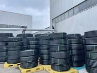 Tuyau d'irrigation principal en PE noir enroulé XINGCHAUN pour l'agriculture, 20-63 mm, 100-200 m, certifié ISO, pour serres et vergers
