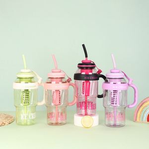 ขวดน้ำปลอดสาร BPA ขนาด 1400 มล. เป็นมิตรกับสิ่งแวดล้อม ป้องกันการรั่วซึม พร้อมฝาปิดสำหรับดื่มโดยตรงและช่องเก็บแก้วกาแฟ - Product Image 1