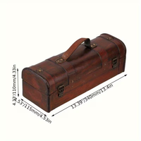 Boîte à vin élégante en bois massif vintage avec fermoir métallique pour les anniversaires de mariage et les idées cadeaux uniques.