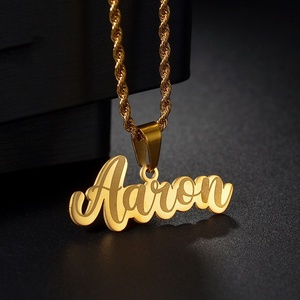 Collana con Ciondolo Staccabile Personalizzata in Acciaio Inox con Incisione Laser del Nome per Uomo - Product Image 2