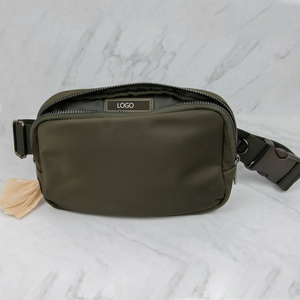 Riñonera <span class=keywords><strong>de</strong></span> nailon verde para perros, bolsa cruzada para premios, cinturón <span class=keywords><strong>de</strong></span> entrenamiento personalizado con <span class=keywords><strong>bolsillo</strong></span> oculto para botella <span class=keywords><strong>de</strong></span> agua, bolsa para pasear perros - Product Image 1