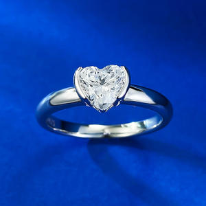 新しい925シルバーゴールドメッキ6*6ハート型リング、<span class=keywords><strong>50</strong></span>ポイントハート型ハイカーボンダイヤモンドガールズハートジュエリーリングシルバー - Product Image 3