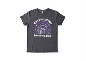 Maglietta per la Giornata Internazionale della Donna, design arcobaleno viola, per donna, t-shirt casual con scollo rotondo, abbigliamento primaverile ed estivo - Product Image 1