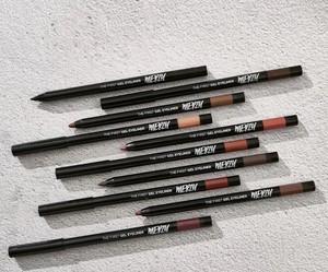 Delineador de Ojos en Gel MERZY FIRST G3 AMBER BRONZE, Belleza Coreana, Larga Duración, Resistente al Agua, Textura Suave, Bronce Intenso - Product Image 3