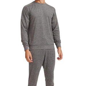 Conjuntos deportivos para hombre de cuello redondo gris, de alta calidad, muy vendidos, ajustados, hechos de algodón y poliéster. - Product Image 1