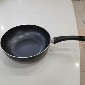 Poêle profonde/wok en aluminium pressé taille 24cm, sans induction - Product Image 1