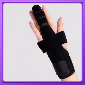 Attelle de fixation des doigts BORDER FOR TRAVELER noire SL – Orthèse de soutien du poignet et des doigts pour la santé et le massage - Product Image 2