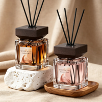Diffuseur d'huiles essentielles en rotin sans flamme avec couvercle en verre carré, parfum d'intérieur longue durée, assainisseur d'air domestique