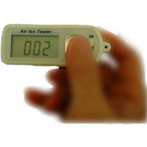 <span class=keywords><strong>Mini</strong></span> testeur d'ions d'<span class=keywords><strong>air</strong></span> de voiture portable purificateur automatique alimenté par USB avec tenue maximale pour une utilisation en extérieur et en salle blanche - Product Image 5