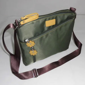 Bolsa de Viaje de Alta Calidad, Bolsa de Hombro Informal Personalizada, Bolsa de Mensajero Deportiva Impermeable para Exteriores - Product Image 1