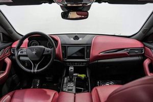 <span class=keywords><strong>Maserati</strong></span> <span class=keywords><strong>Levante</strong></span> Modena SUV Usado 2024 - Venta - Product Image 6