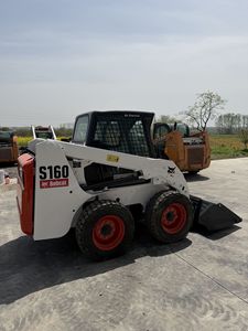 รถตักล้อยาง Bobcat S160 มือสอง สภาพ 90% แรง ทรงพลัง ราคาถูก คุณภาพดีมาก - Product Image 3