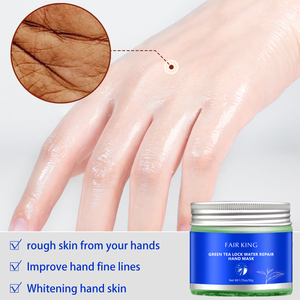 Masque de soin des mains hydratant et soyeux améliorant l'exfoliation - Product Image 3