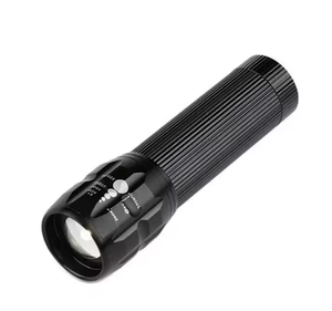 Lampe de poche LED en aluminium zoomable GreenLight avec batterie rechargeable AAA, étanche IP33, mise au point réglable et lumière noire - Product Image 4
