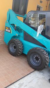 Chargeuse compacte SWL4038 <span class=keywords><strong>de</strong></span> pointe, neuve, avec une capacité <span class=keywords><strong>de</strong></span> charge nominale <span class=keywords><strong>de</strong></span> 1300 kg, moteur EPA EURO <span class=keywords><strong>Stage</strong></span> V - Product Image 5